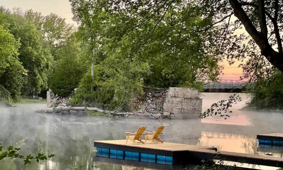 Drummond-North Elmsley Cottage | Resort on the River