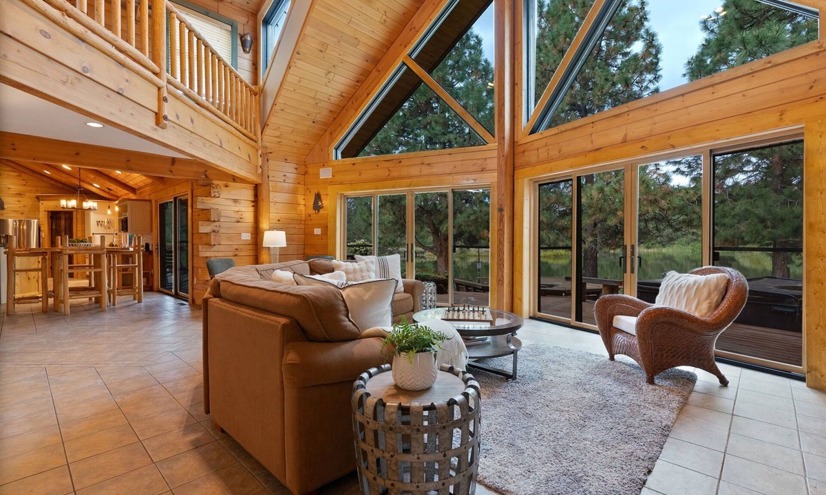 Deschutes River Woods Cabin | Risa Cabin: Main Lodge | Private Lake, Hot Tub, 9 Acres