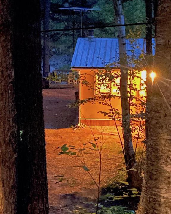Durham Bridge House | Riverfront Rustic Cottage
