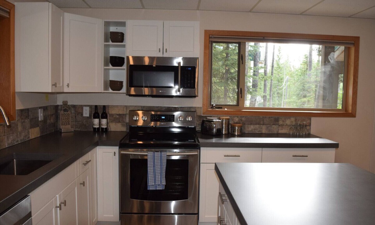 Mount Baldy House | Sauna Suite On the Run Ski Chalet