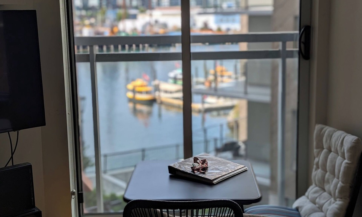Downtown Victoria Condo | Seaside Escape
