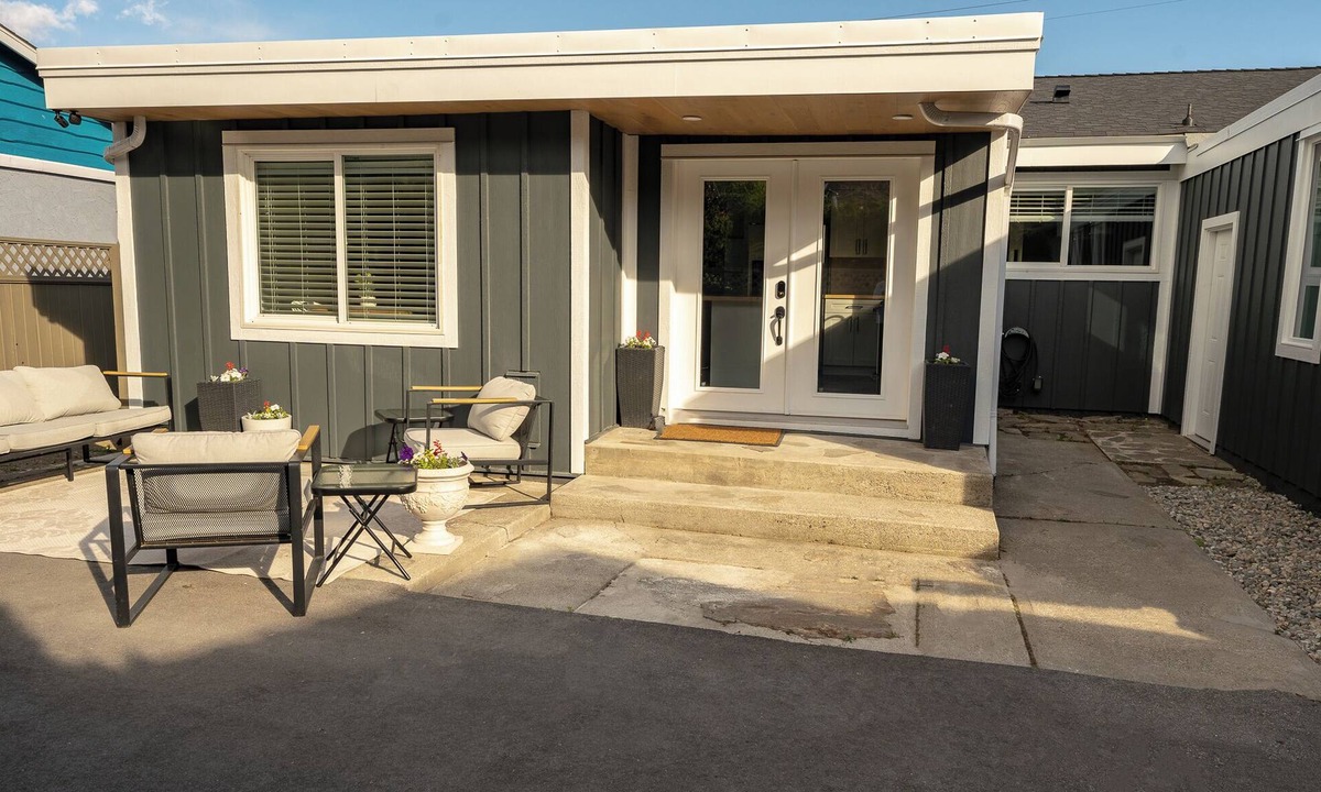 Okanagan-Similkameen House | Serenity: Rockcliffe Getaway