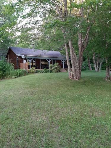 Chester House | Sherbrooke Lake Cottage with Private Beach