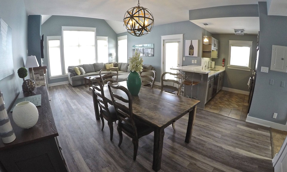 The Blue Mountains House | Short walk to the village-Stunning upgraded Rivergrass condo w/beautiful decor