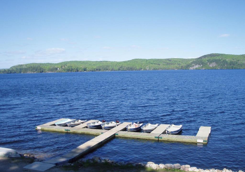 Harcourt Resort | Silver Springs Cottage Resort