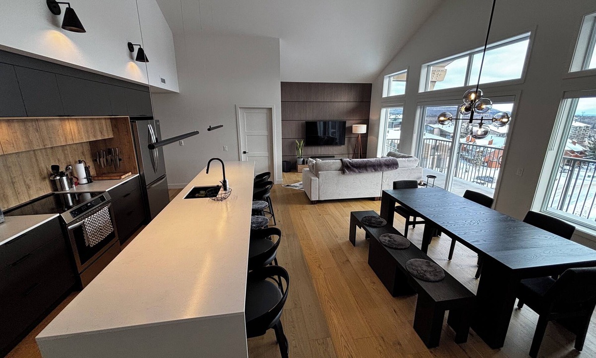 Beaupre Condo | Ski-in Penthouse Condo at the base of Mont-Ste-Anne