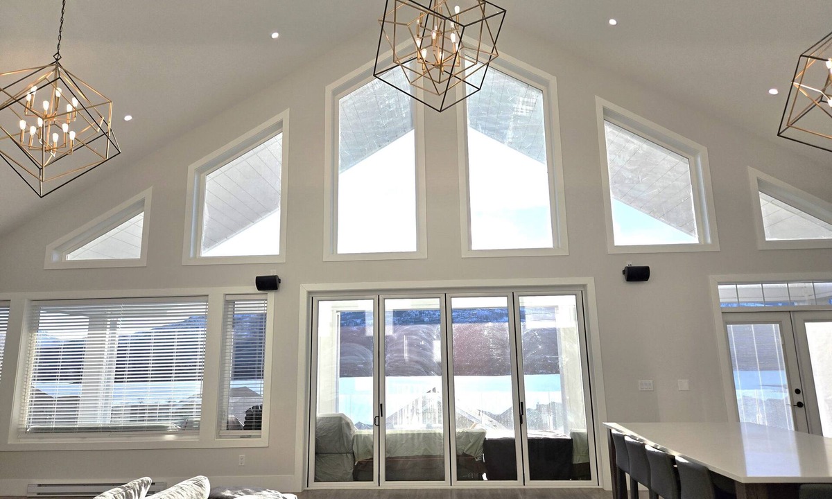 Okanagan-Similkameen House | Sky-View Cottage - 5 Bedroom View home with 2 kitchens