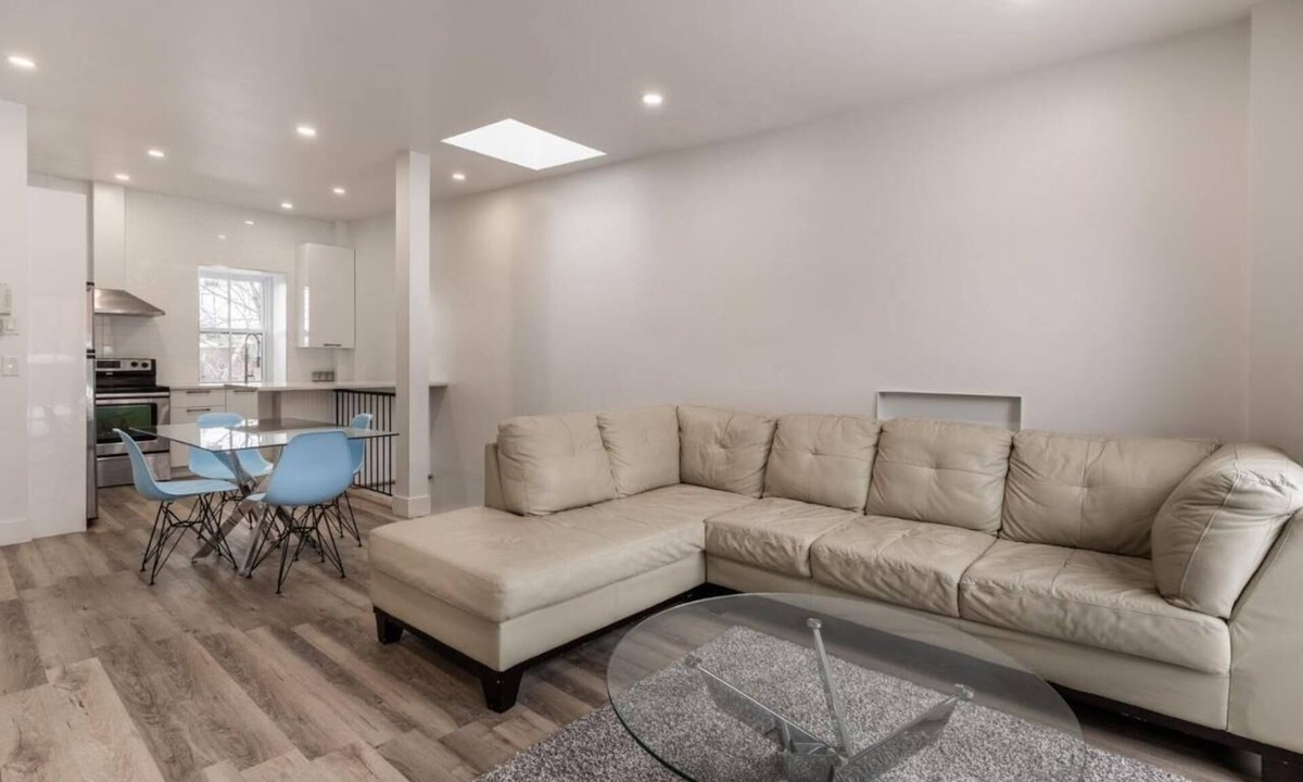 Gay Village Apartment | Spacious 2 bedroom apartment