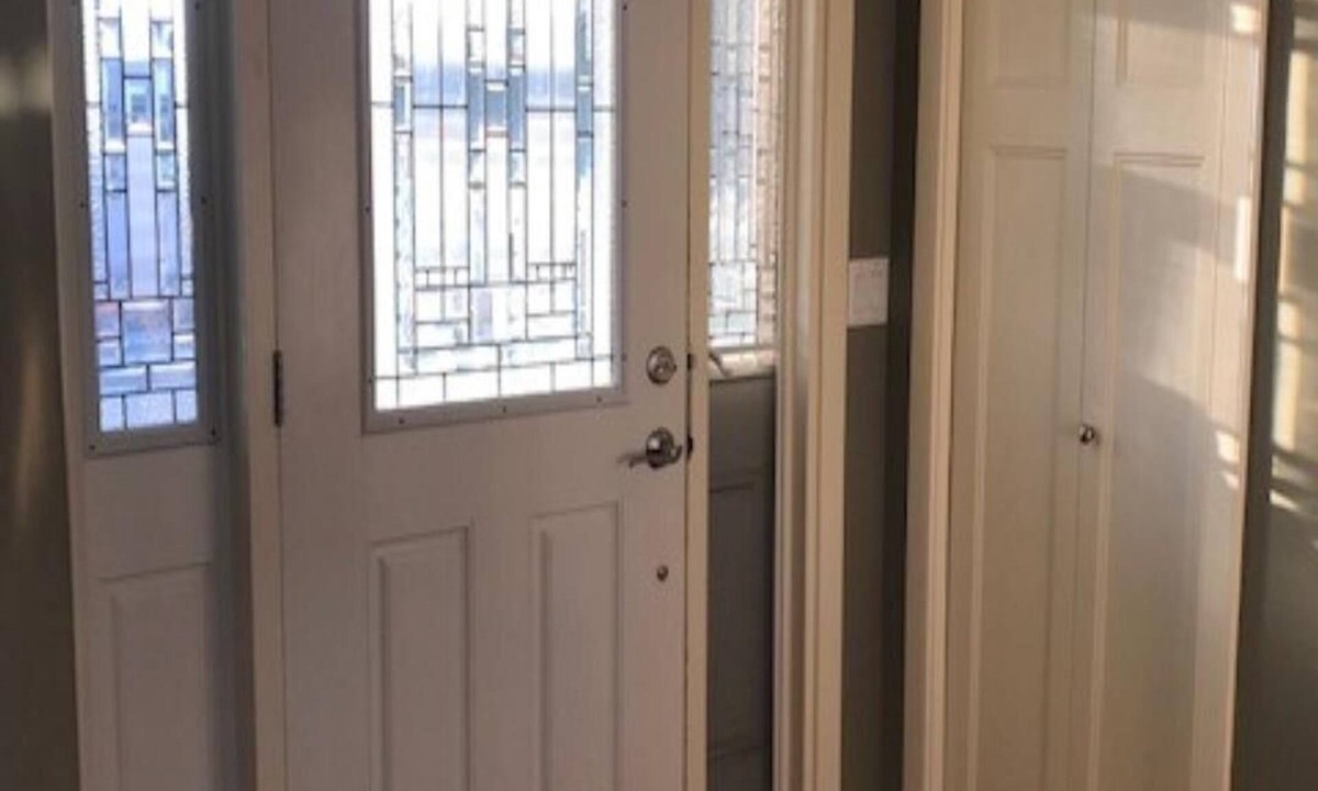 St. Albert House | Spacious and Welcoming Home awaits you!