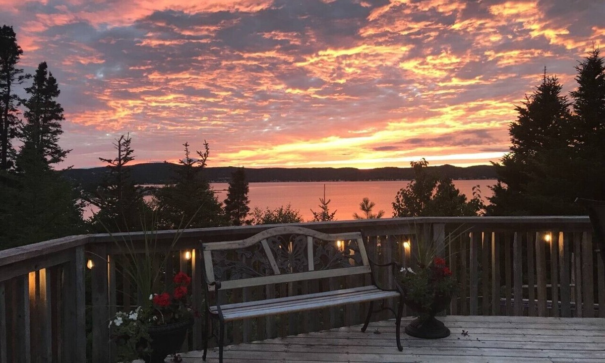 Glovertown House | Spacious Vacation Home - 5 min to Terra Nova National Park