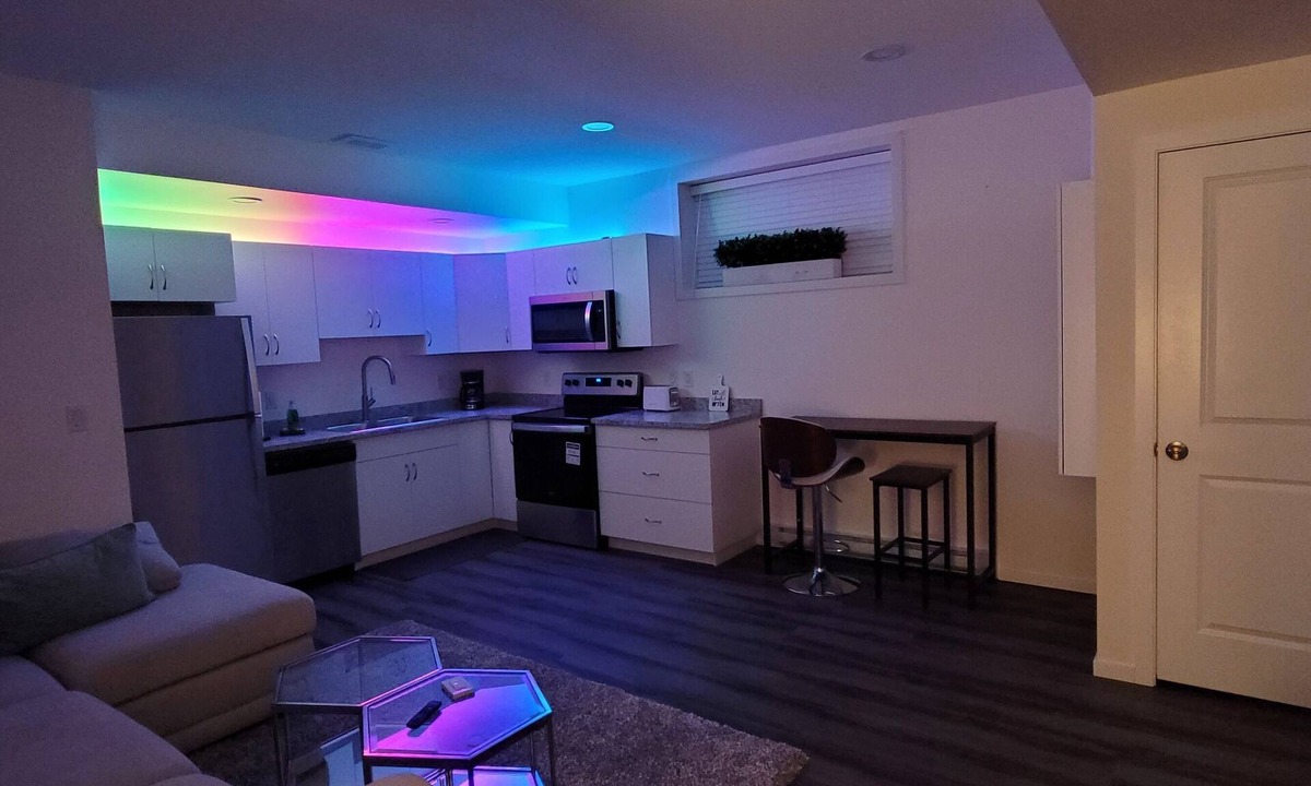 Saskatoon House | Stylish basement suite