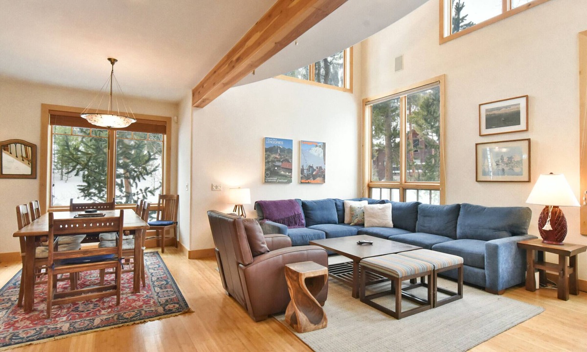 The Reserve Ski Chalet | Summit Rose Escape Theater Rm Gourmet Kitchen