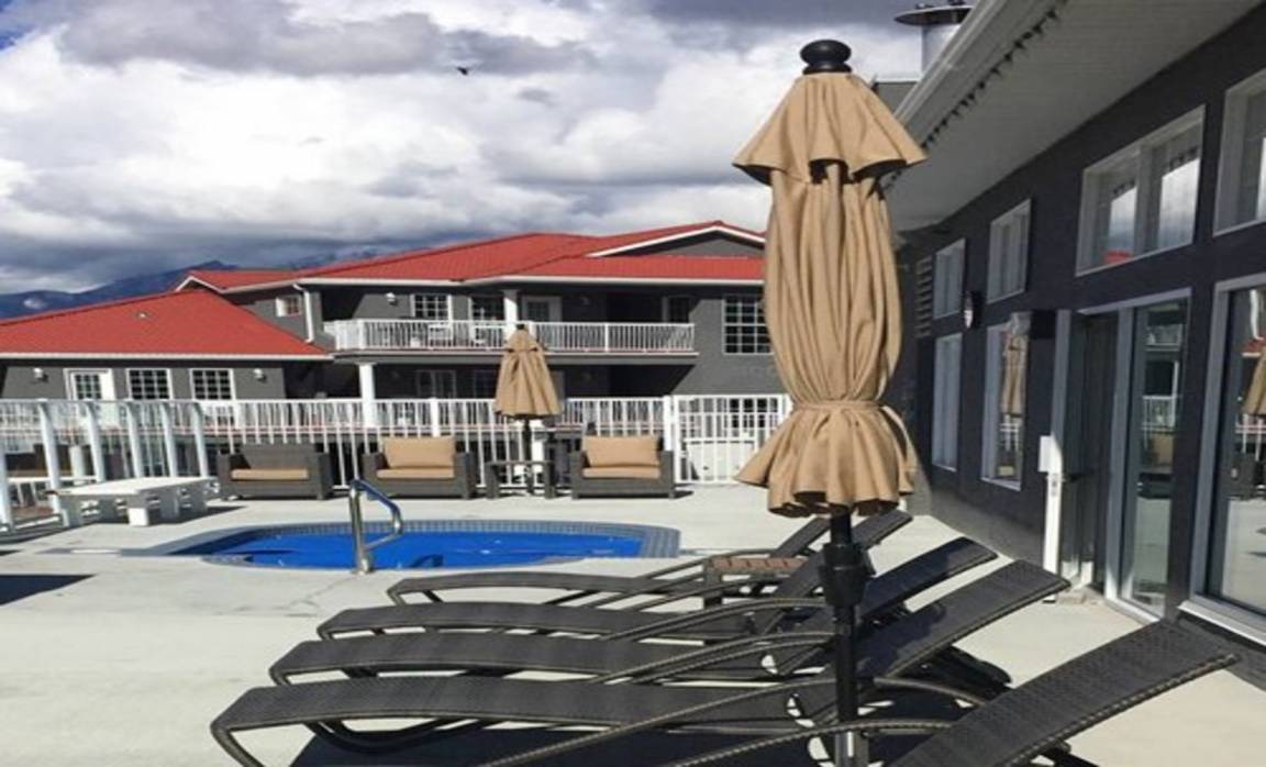 East Kootenay Apartment | Sunchaser Vacation Villas at Riverside 2BR FRIDAY Check-In