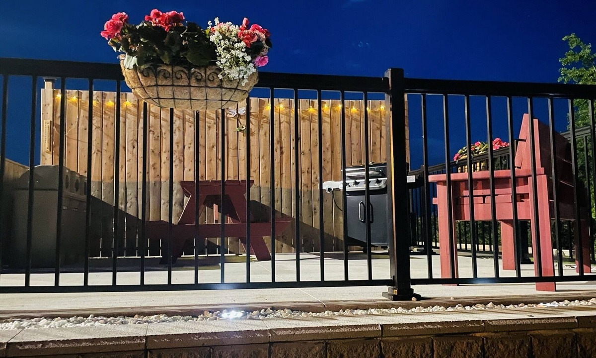 Amherst Hotel | Super 8 by Wyndham Amherst NS