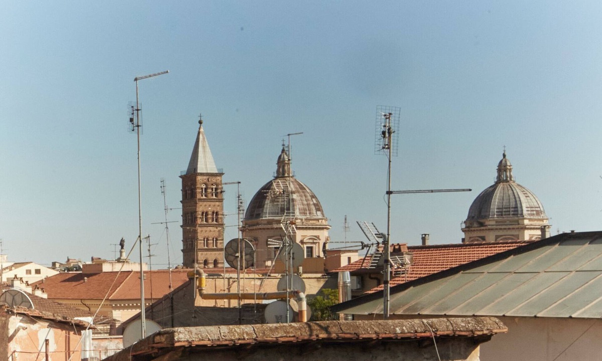 Esquilino Apartment | Termini Station/Santa Maria Maggiore 4 rooms and 4 bathrooms industrial style