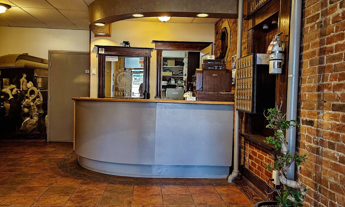 East Kootenay Hotel | The Baker Hotel