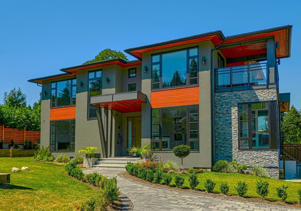 Burnaby House | The Chateau - New, Modern & Luxurious 2BR house
