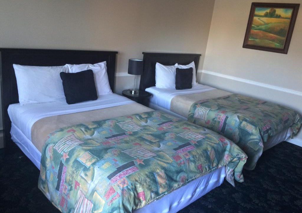 Horseshoe Bay Hotel | The Classic Horseshoe Bay Motel