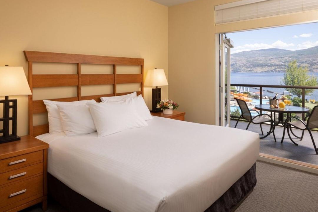 The Cove Lakeside Resort | Westbank