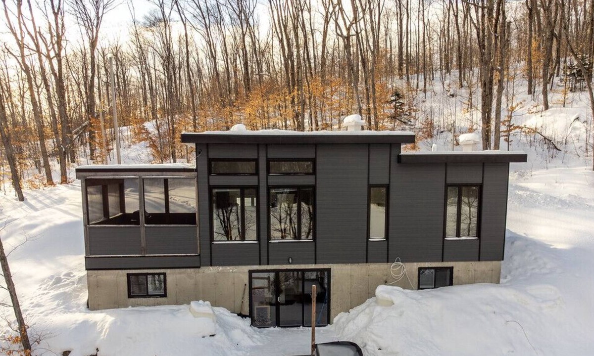Entrelacs Ski Chalet | The Cute Little Seal in May with jacuzzi