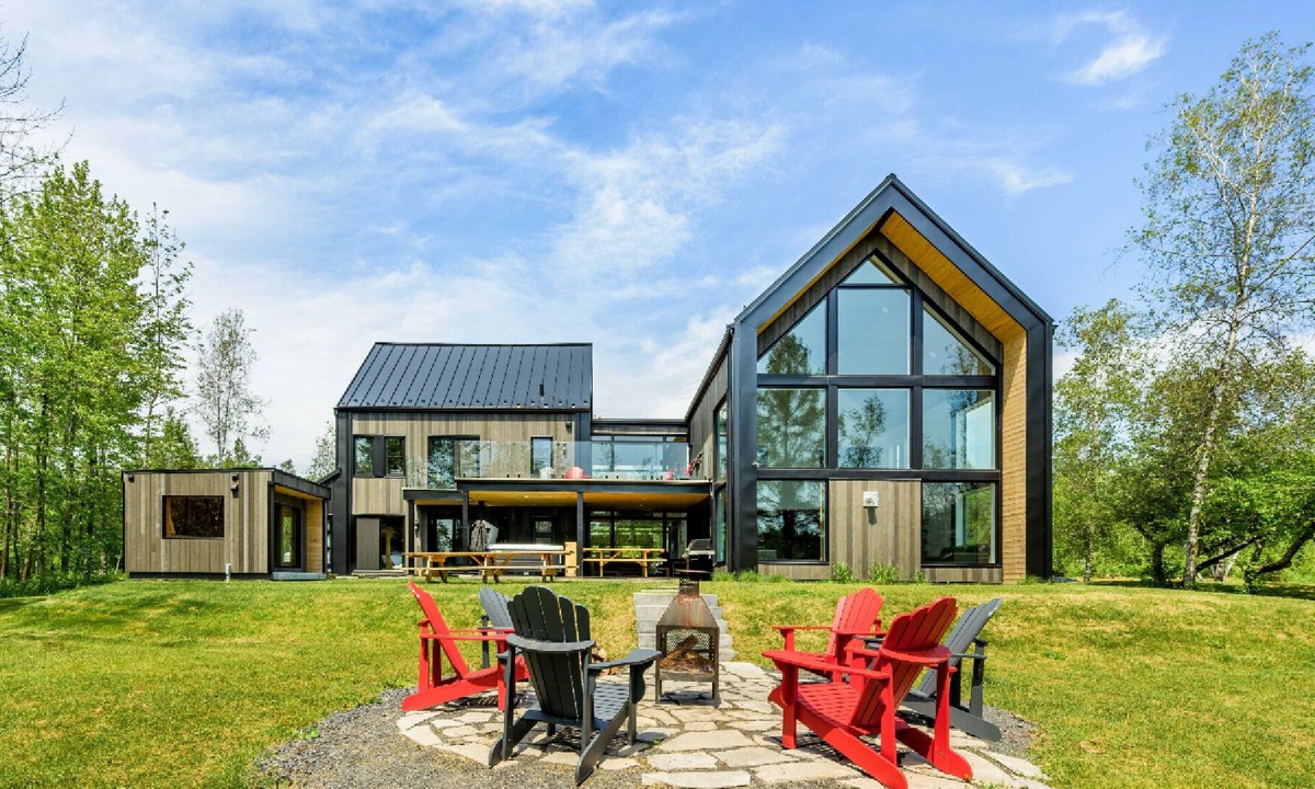 Shefford Ski Chalet | The Experience SÔ Lodge