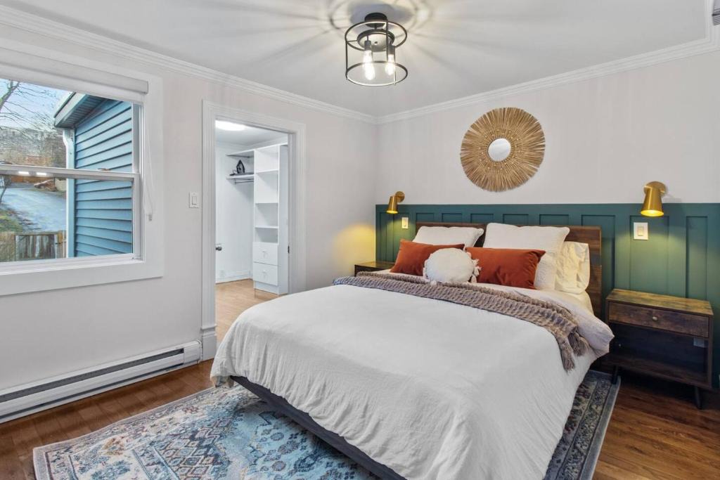 Downtown St. John's House | The Fancy House 3 Bed