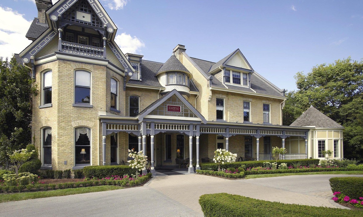 South London Hotel | The Idlewyld Inn and Spa