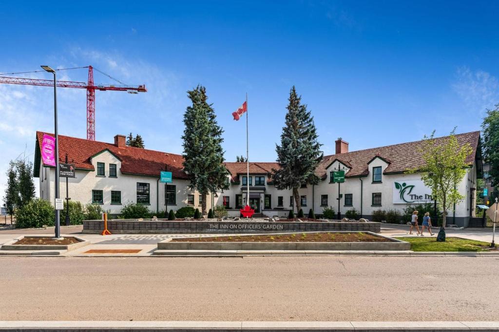 Currie Barracks Hotel | The Inn on Officers' Garden