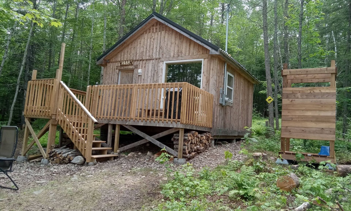 River Denys Cabin | The Lazy Moose Cabin-Rustic Dry Cabin