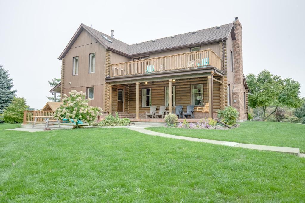 Kingsville House | The Log House - At Trillium Woodlands!