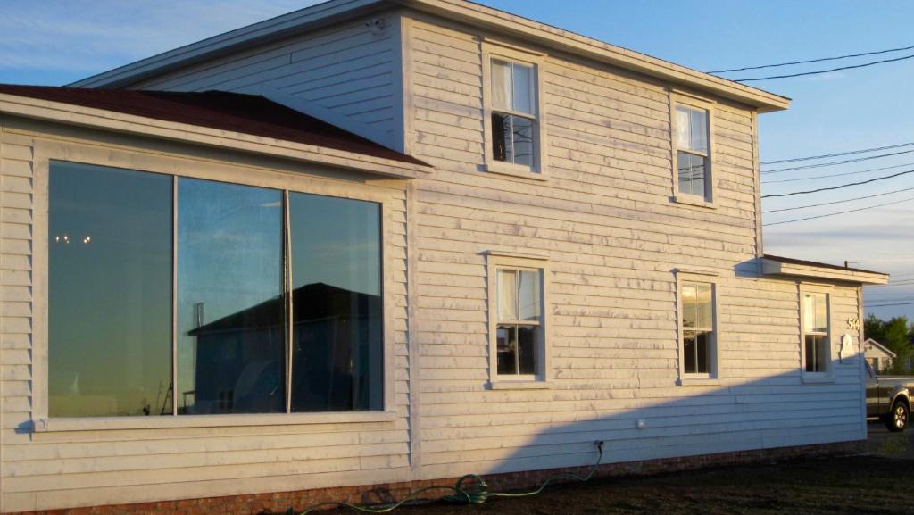 Musgrave Harbour House | The Old Salt Box Co. - Aunt Donna's