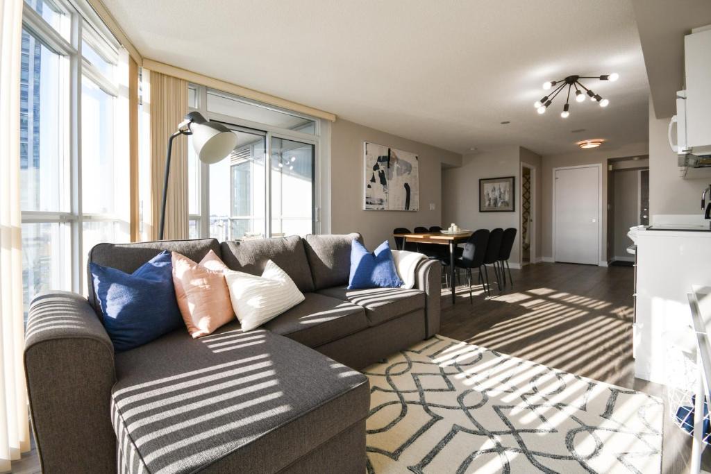CityPlace Apartment | The Place To Stay! AMENTITIES + DT + PARKING