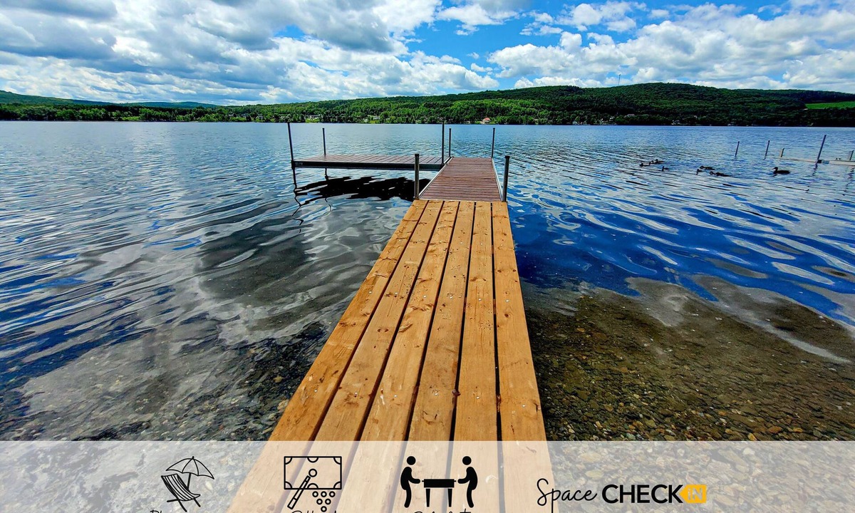 Pohenegamook Ski Chalet | The Sun Mook | Lakefront | Kayaking & Billiards | SPA | BBQ