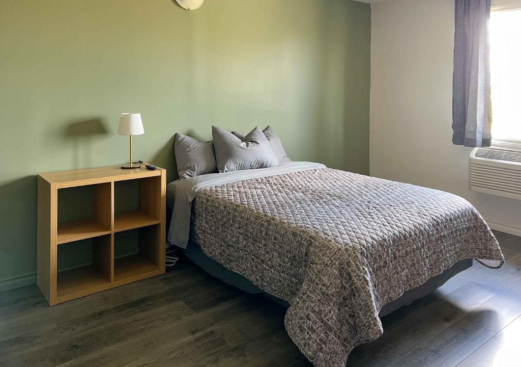 Saskatchewan Hotel | The Trail Inn - Yarbo, SK - Near Esterhazy & Mosaic K1, K2, & K3