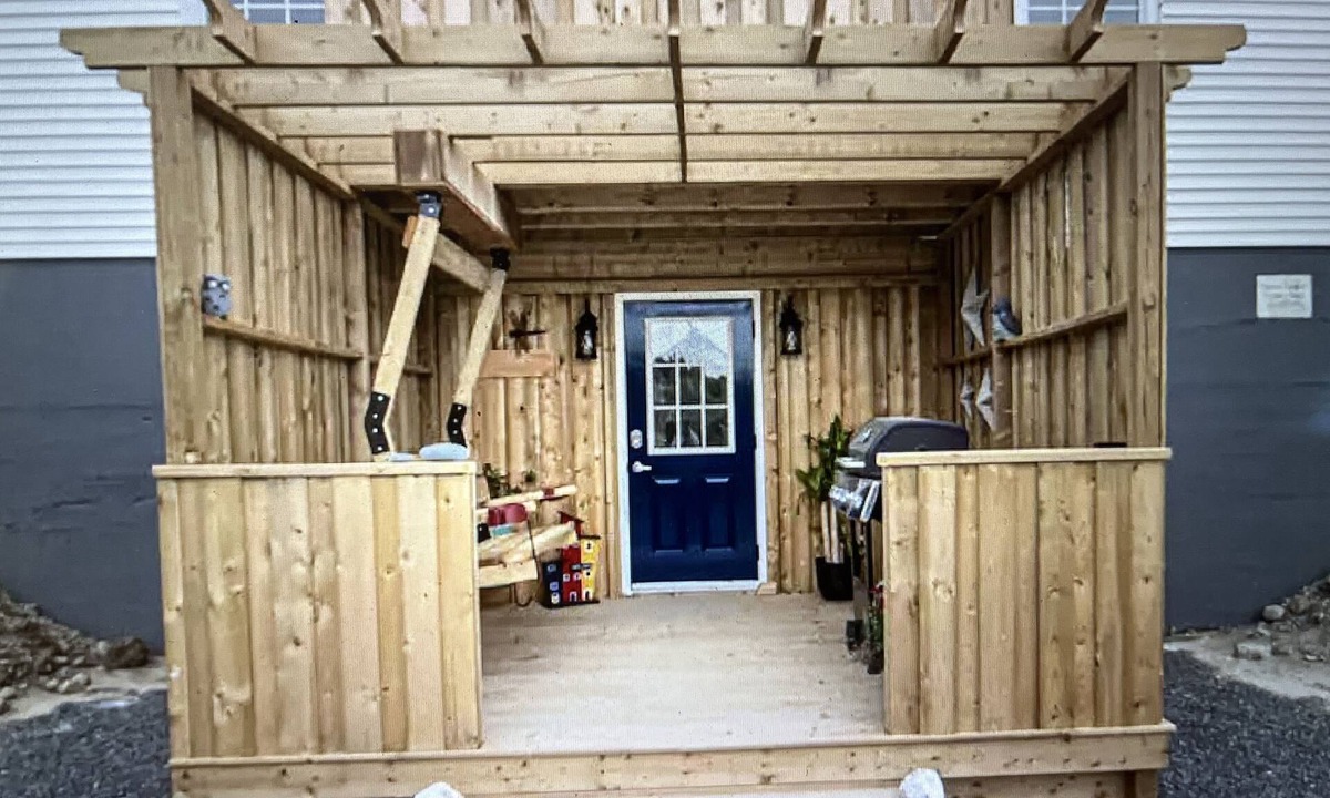 Small Point-Adam's Cove House | The Ultimate Getaway: Relax in Perrys Cove, Newfoundland.