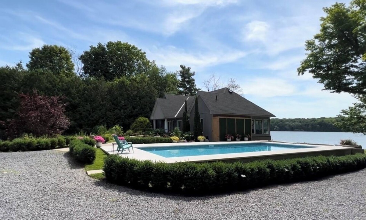 Howe Island House | Thousand Island Luxury Guest Home Retreat Experience