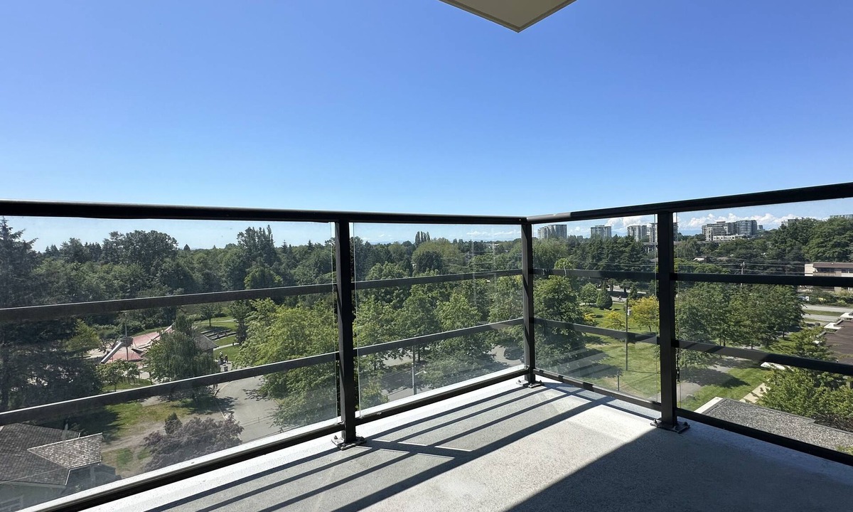 Richmond City Centre Apartment | tn11 minutes to YVR, 2 bedrooms, 2 full bathrooms,high-rise with beautiful views