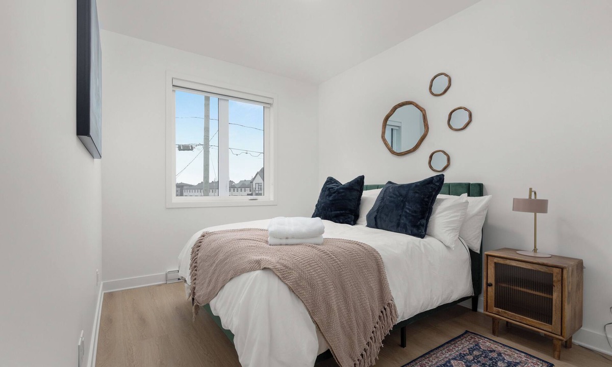 Mirabel House | Townhome with Spa in Mirabel - 4