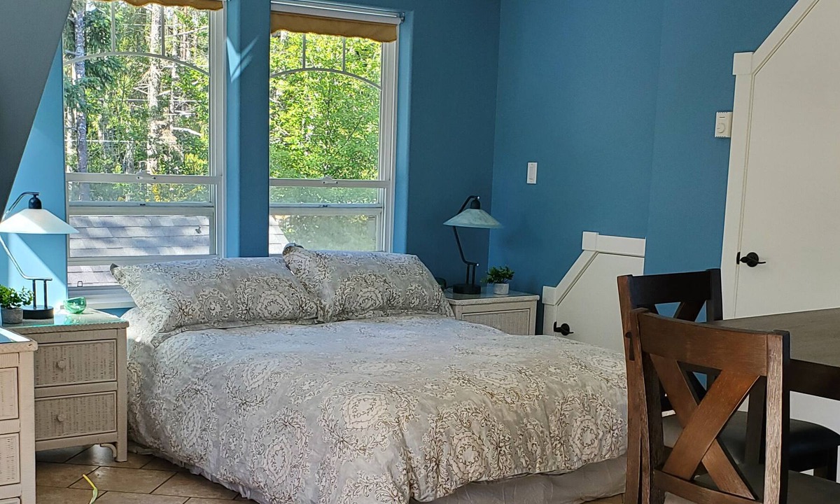 Otter Point Apartment | Tranquil Heart Retreat