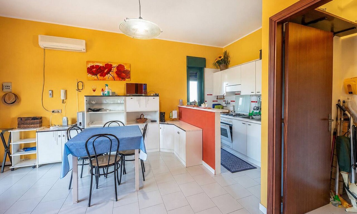 Torre Archirafi Apartment | Two-room apartment with a view of Mount Etna in Torre Archirafi, just a few minutes from the beach