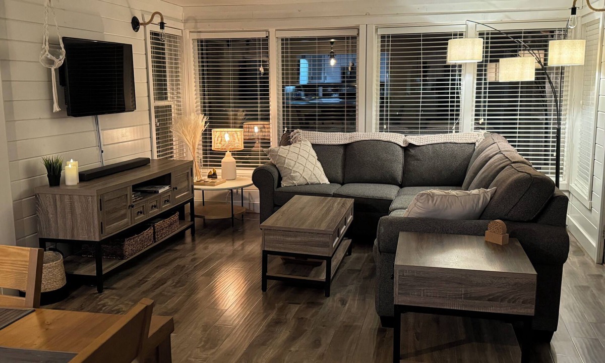 Grand Barachois Cottage | Very cozy and spacious 4-season cottage with easy access to Ocean