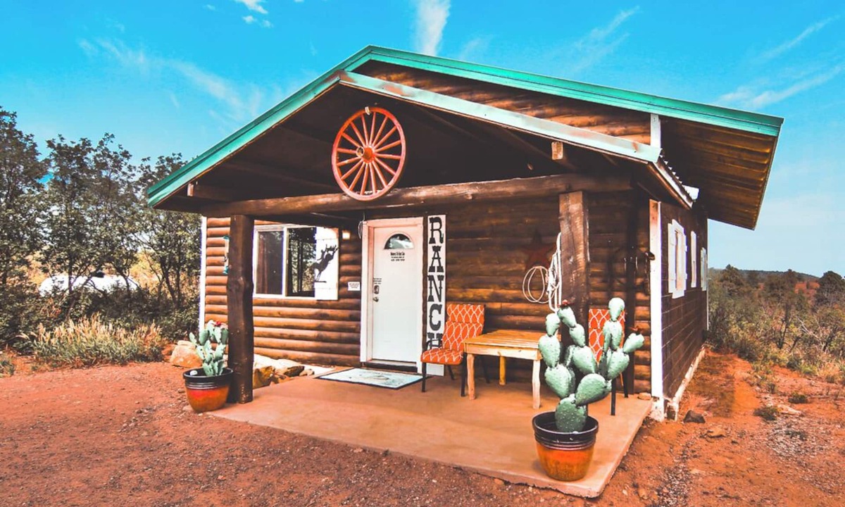 Monticello Cabin | W-W: Ranch Mountain Cabin, Cute and Quaint