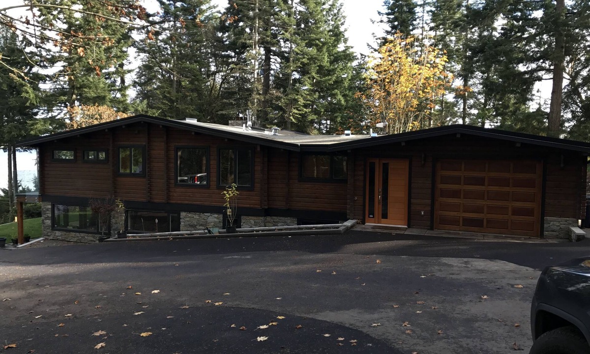Regional District of Nanaimo House | Waterfront private hideaway