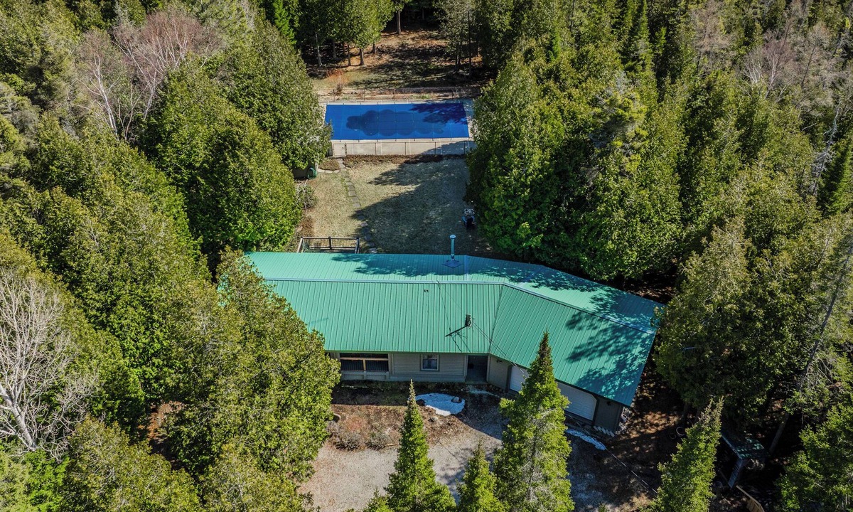 Northern Bruce Peninsula Cottage | Whisk You Away: Bruce Retreat with Pool, Pet Friendly