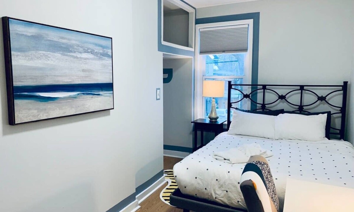 North End Apartment | Your Comfort, 2-BDRM at its Finest