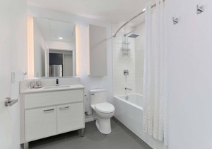 1 Bedroom/1 Bathroom Suite