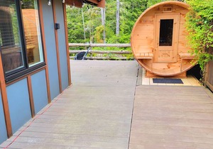 1 BR plus Bunkhouse - Garden View - Sauna - Sleep up to 6