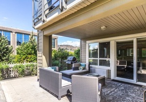 #106 Downtown Waterscapes Large Ground Level 3 Bed Suite Downtown Kelowna