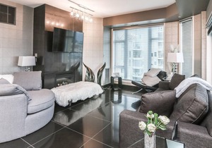 #1201 Premium Executive 3 Bed Lakeview Suite