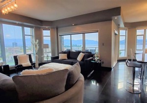 #1201 Premium Executive 3 Bed Lakeview Suite